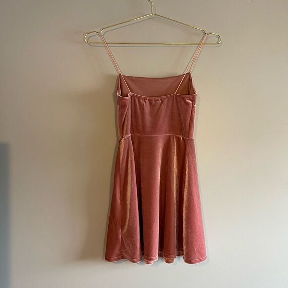 Urban Outfitters Mauve Pink Velvet Spaghetti Strap Mini Dress | SZ XS - Picture 6 of 14
